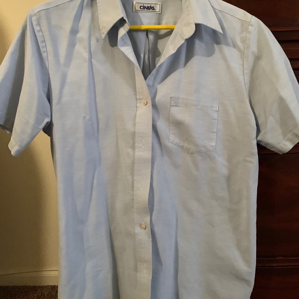 shirt sleeve button down with breast pocket